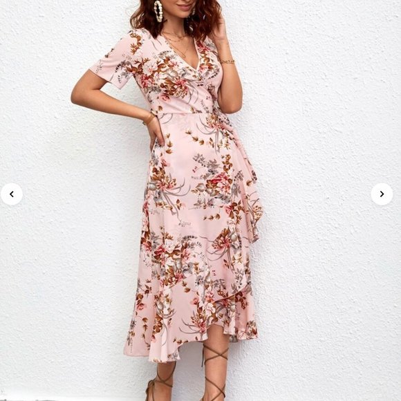 Light pink floral wrap dress - Picture 6 of 7